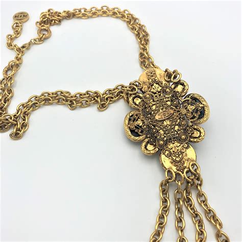 chanel 2cc8 gold plated necklace|chanel necklace price.